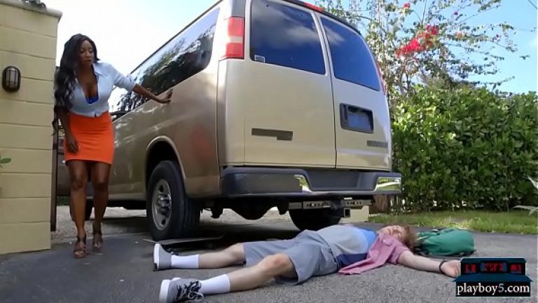 Accident With Happy end