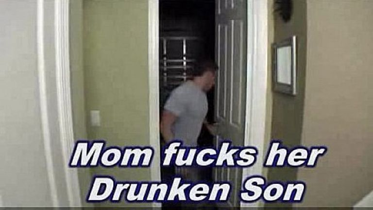 step Mom fucks d.